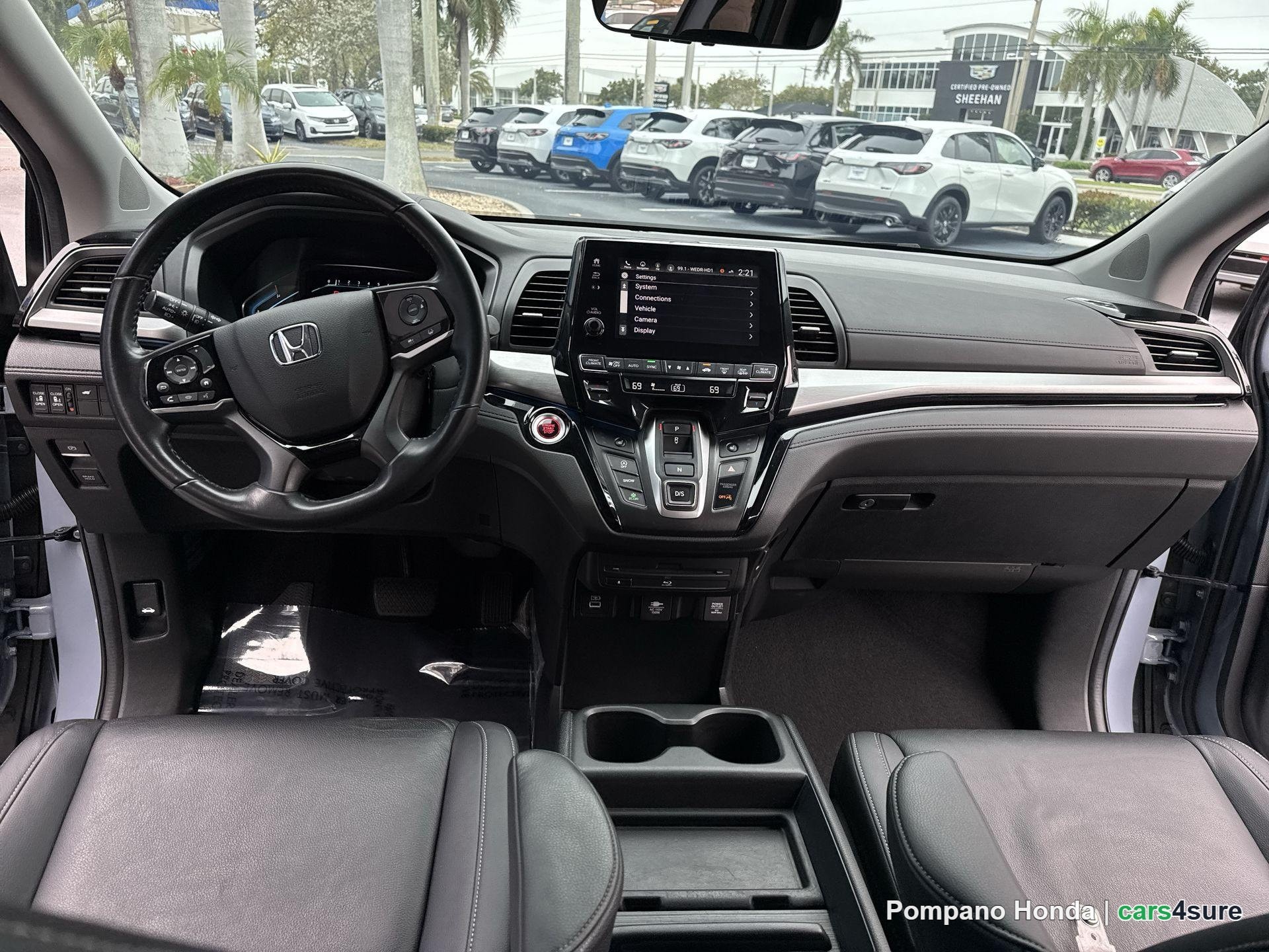 2024 HONDA Odyssey Touring - Photo 2