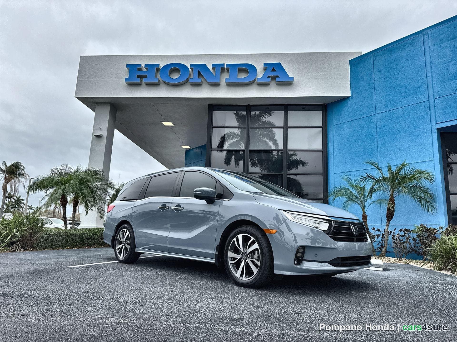 2024 HONDA Odyssey Touring