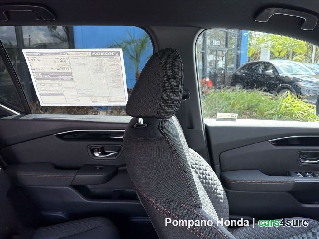 2026 HONDA Pilot Sport - Photo 12