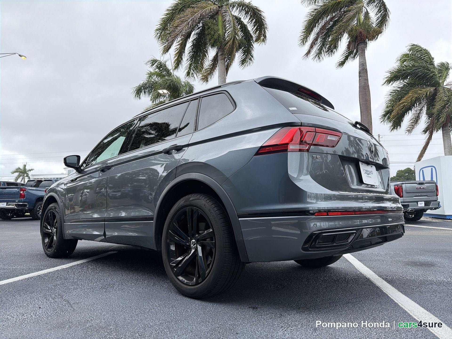 2023 VOLKSWAGEN Tiguan SE R-Line Black - Photo 3