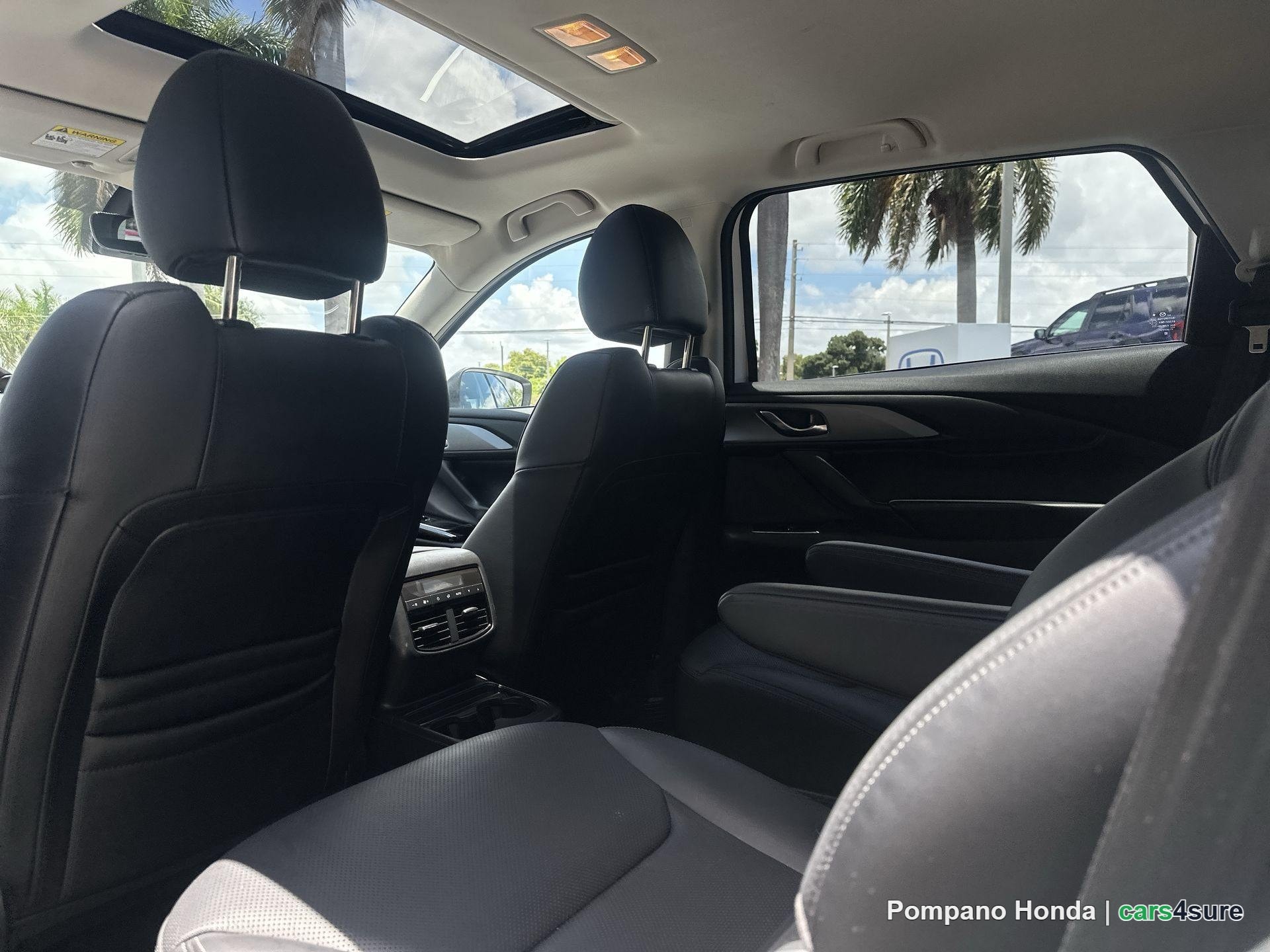 2023 MAZDA CX-9 Touring Plus - Photo 9