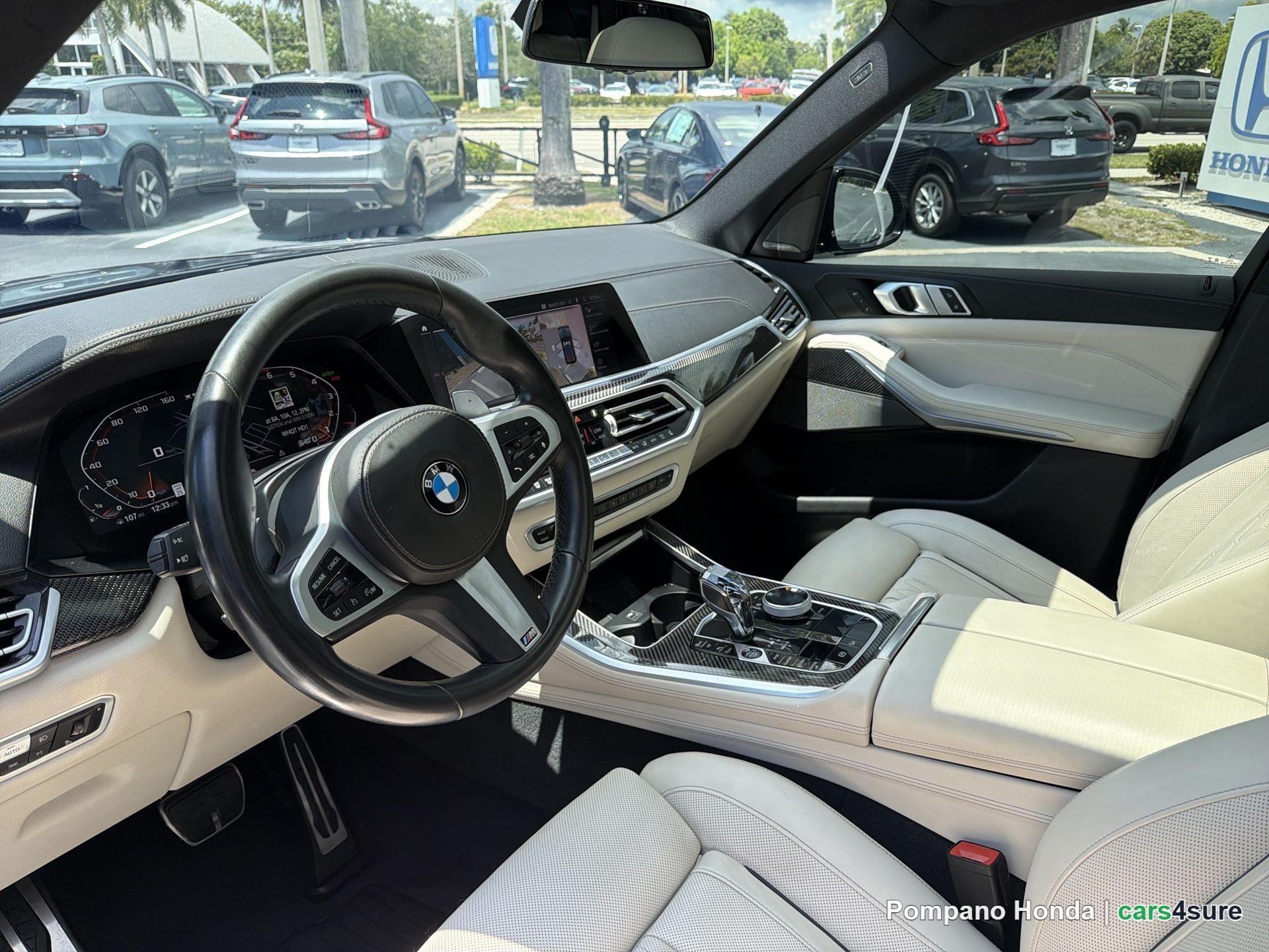 2021 BMW X5 M50i - Photo 15