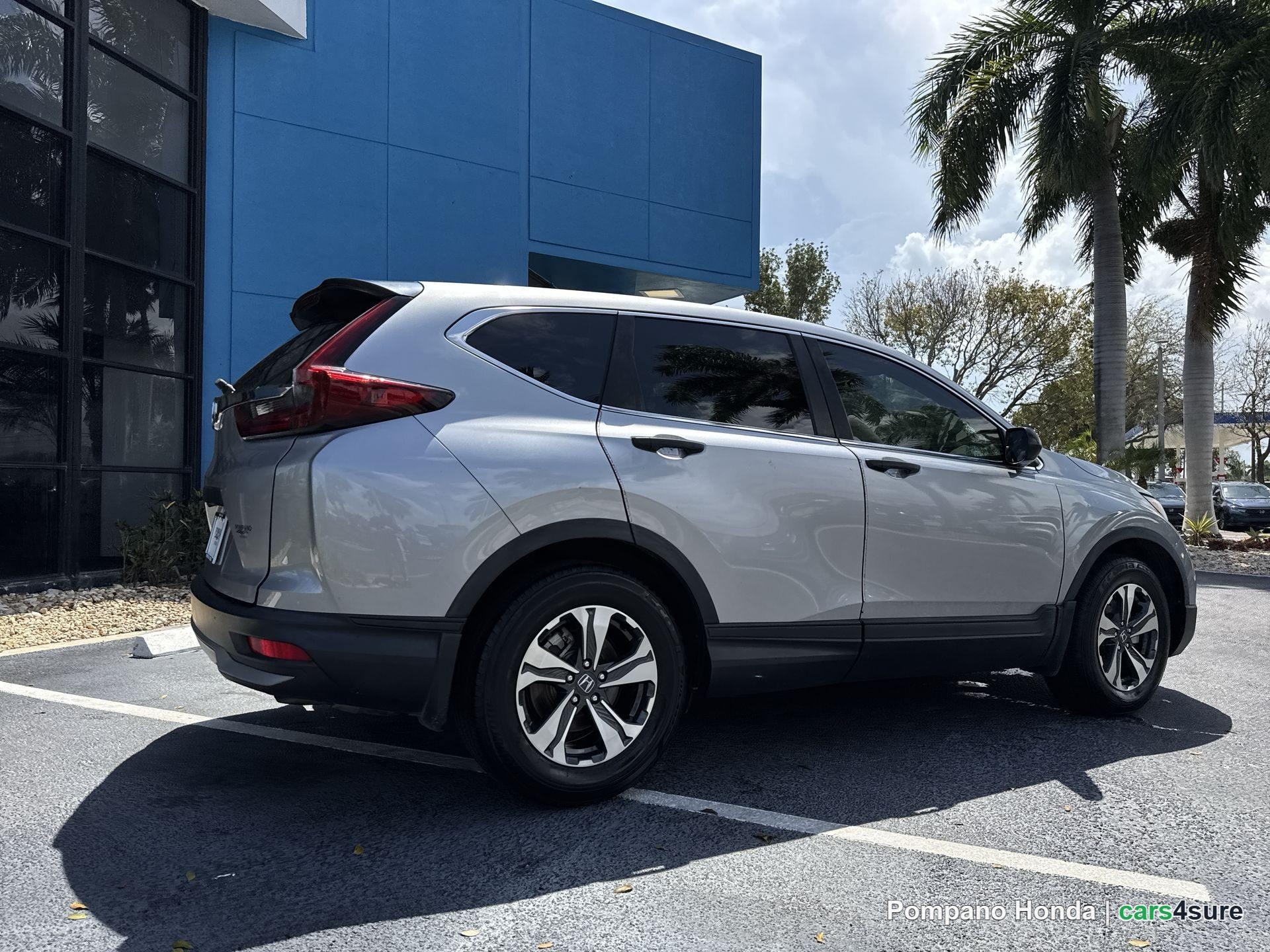 2021 HONDA CR-V LX - Photo 4