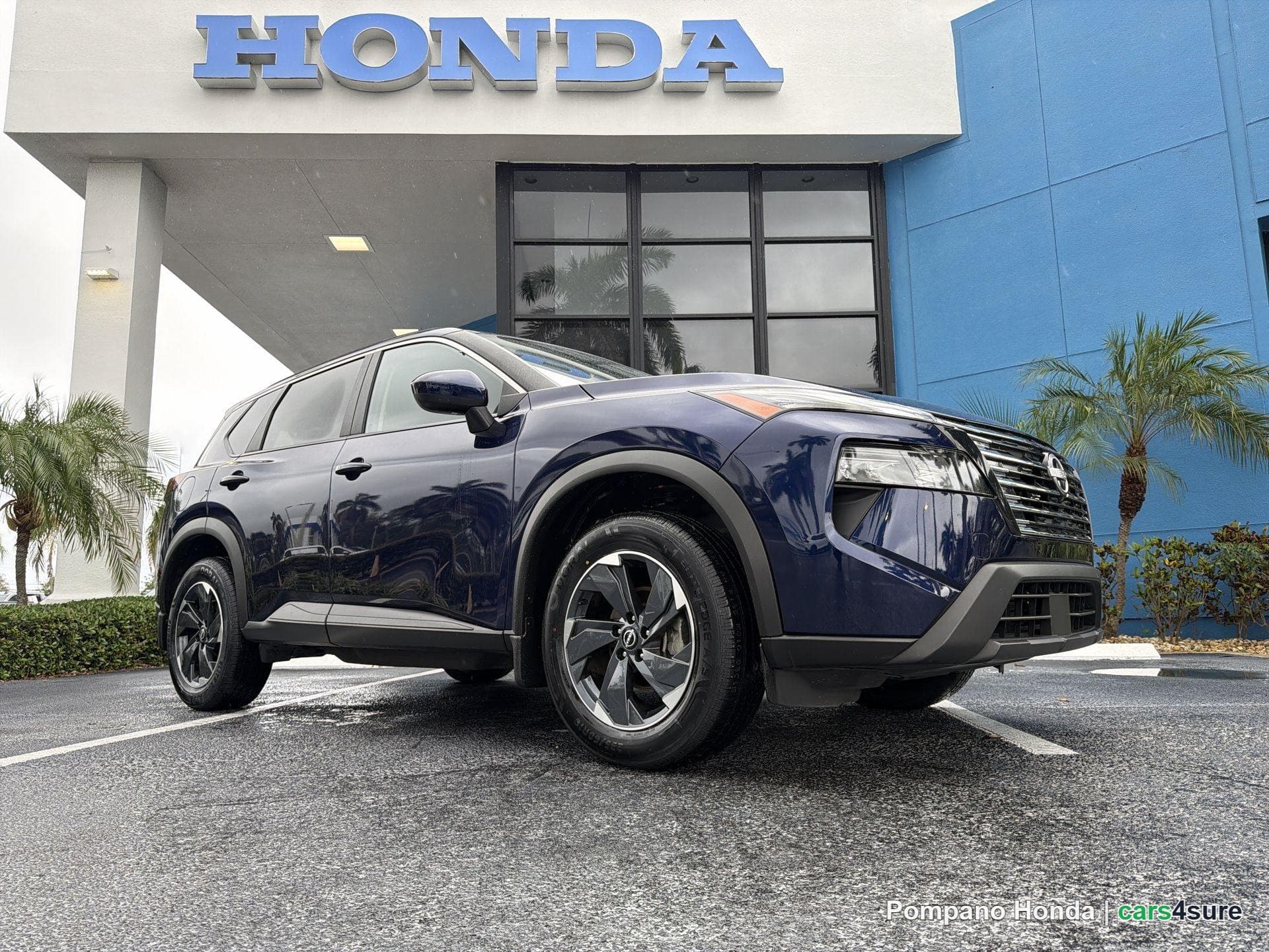 2024 NISSAN Rogue SV