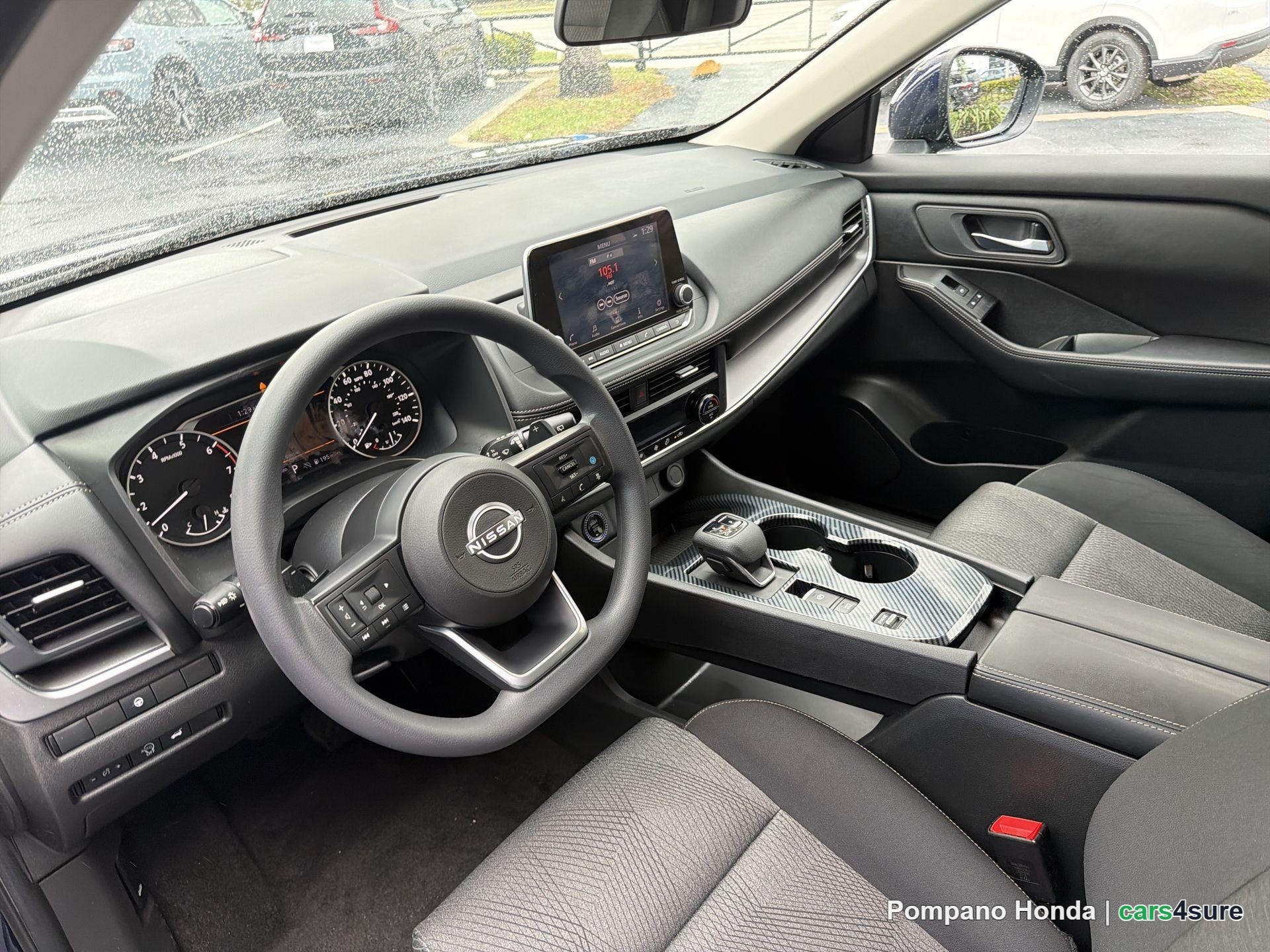 2024 NISSAN Rogue SV - Photo 4