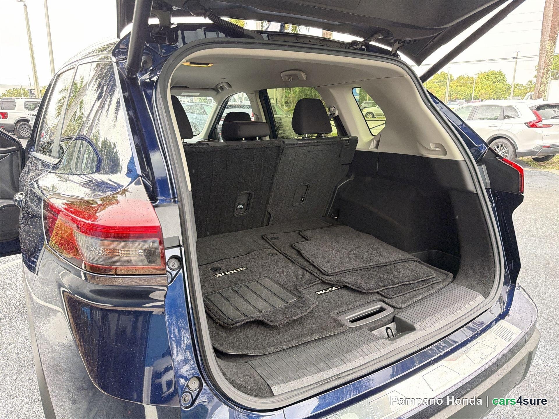 2024 NISSAN Rogue SV - Photo 11