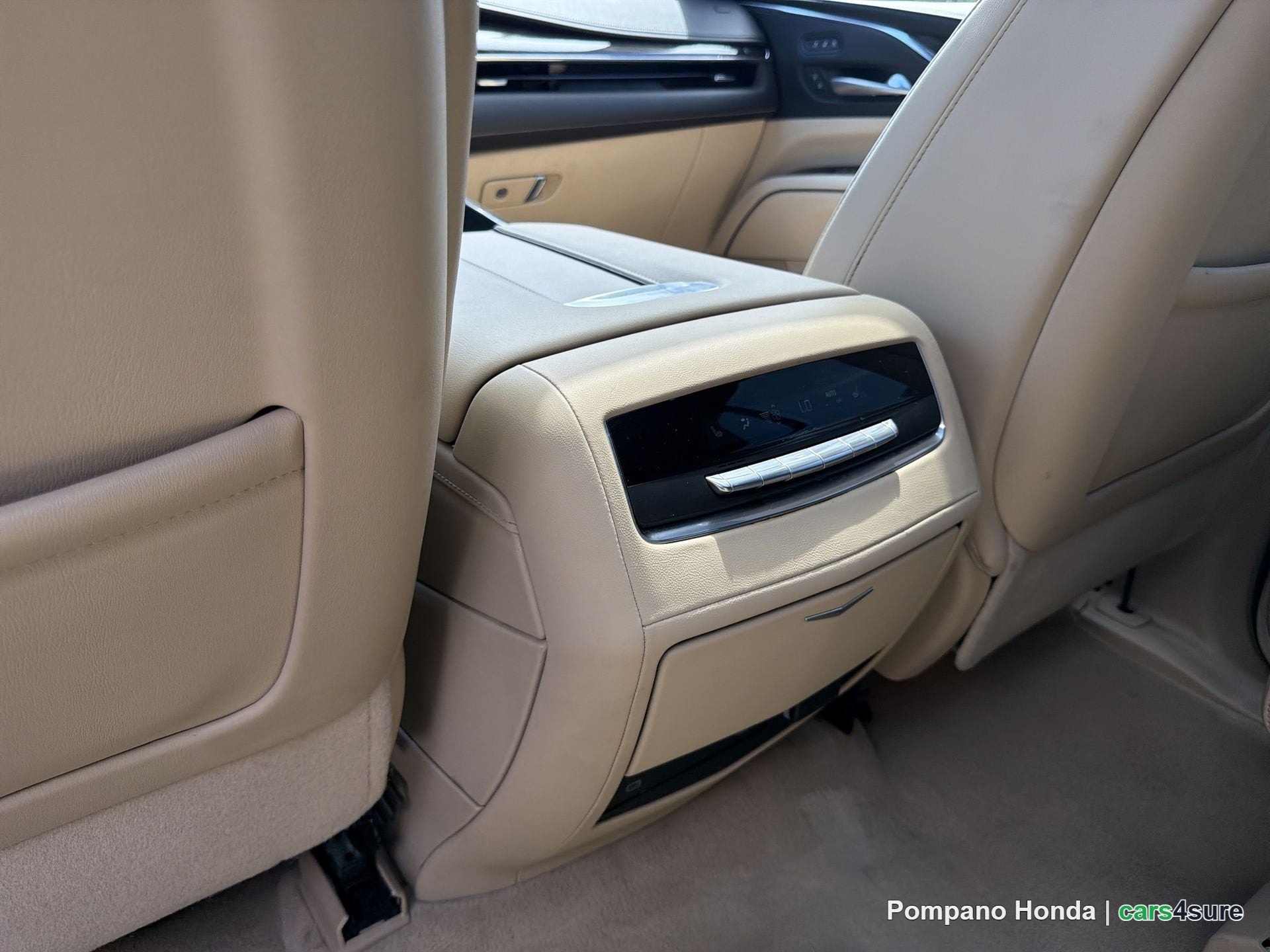 2024 CADILLAC Escalade Premium Luxury - Photo 10
