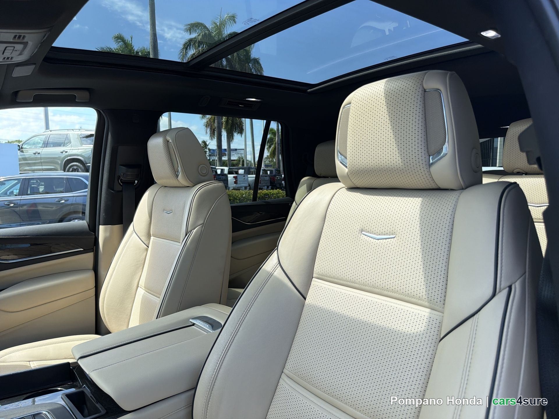 2024 CADILLAC Escalade Premium Luxury - Photo 13