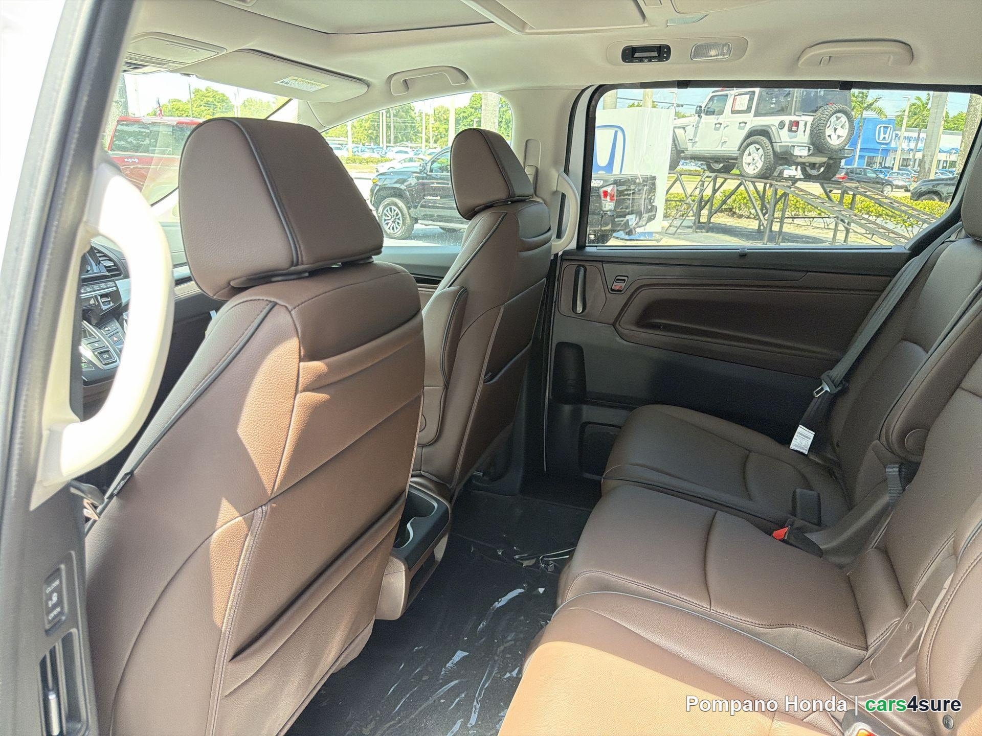 2026 HONDA Odyssey Touring - Photo 8