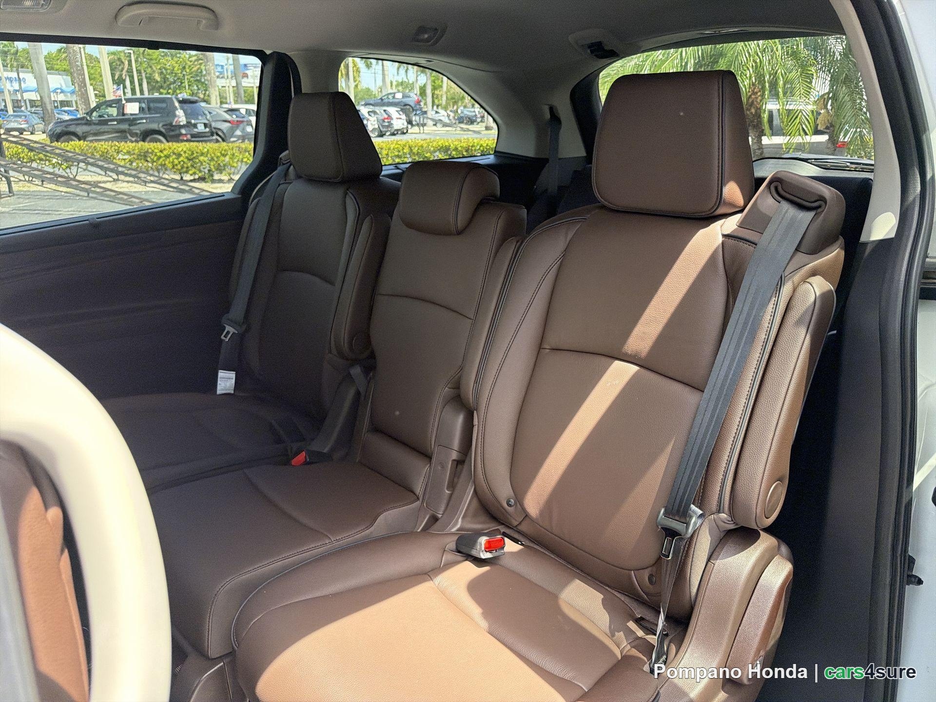 2026 HONDA Odyssey Touring - Photo 9