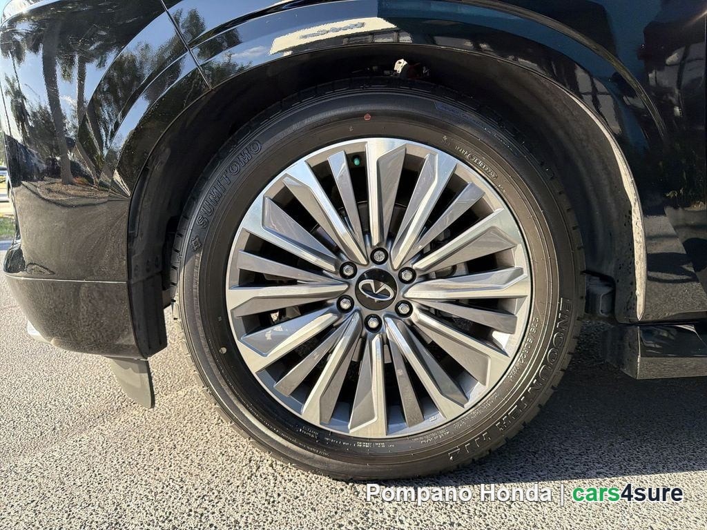 2025 INFINITI QX80 Luxe - Photo 2