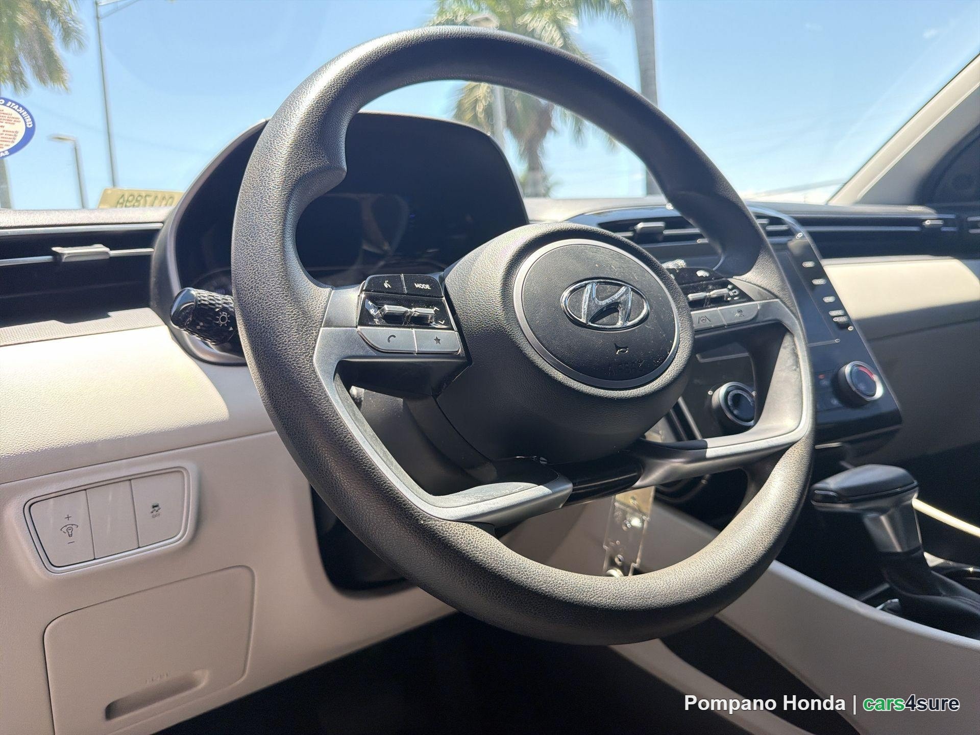 2023 HYUNDAI Tucson SE - Photo 8