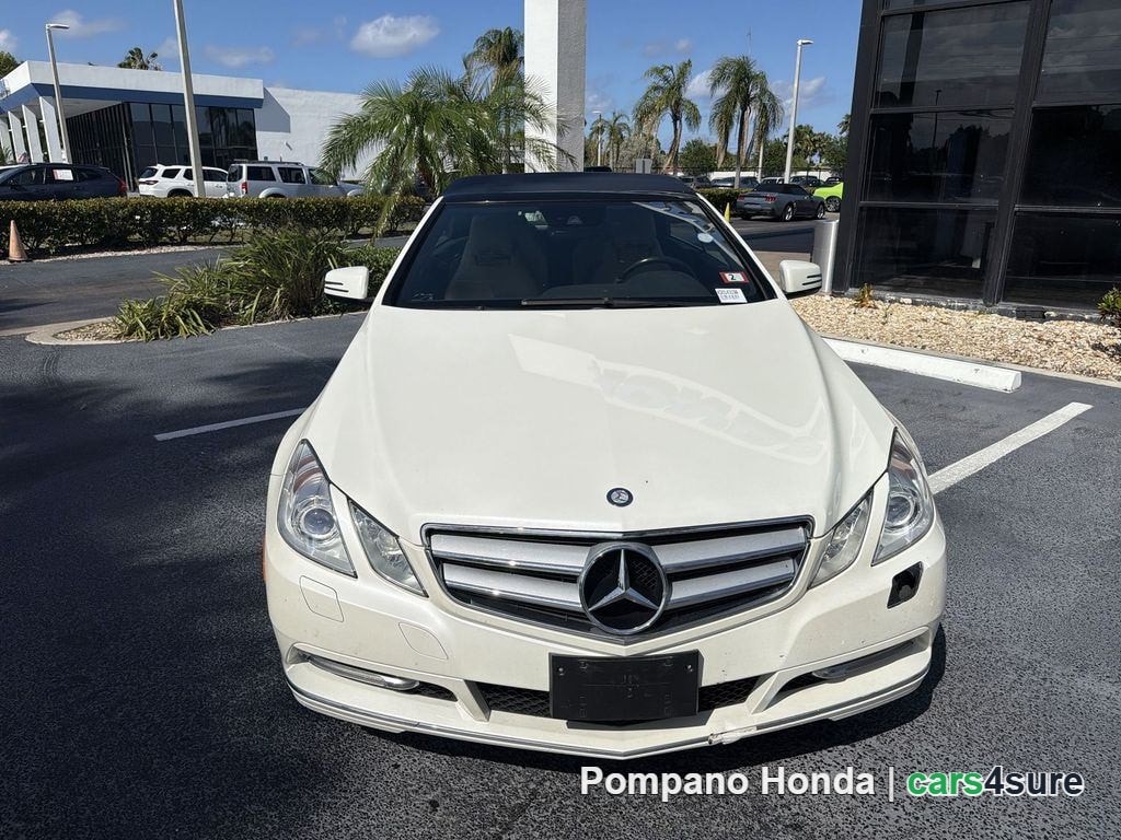 2011 MERCEDES-BENZ E-Class E350 - Photo 2