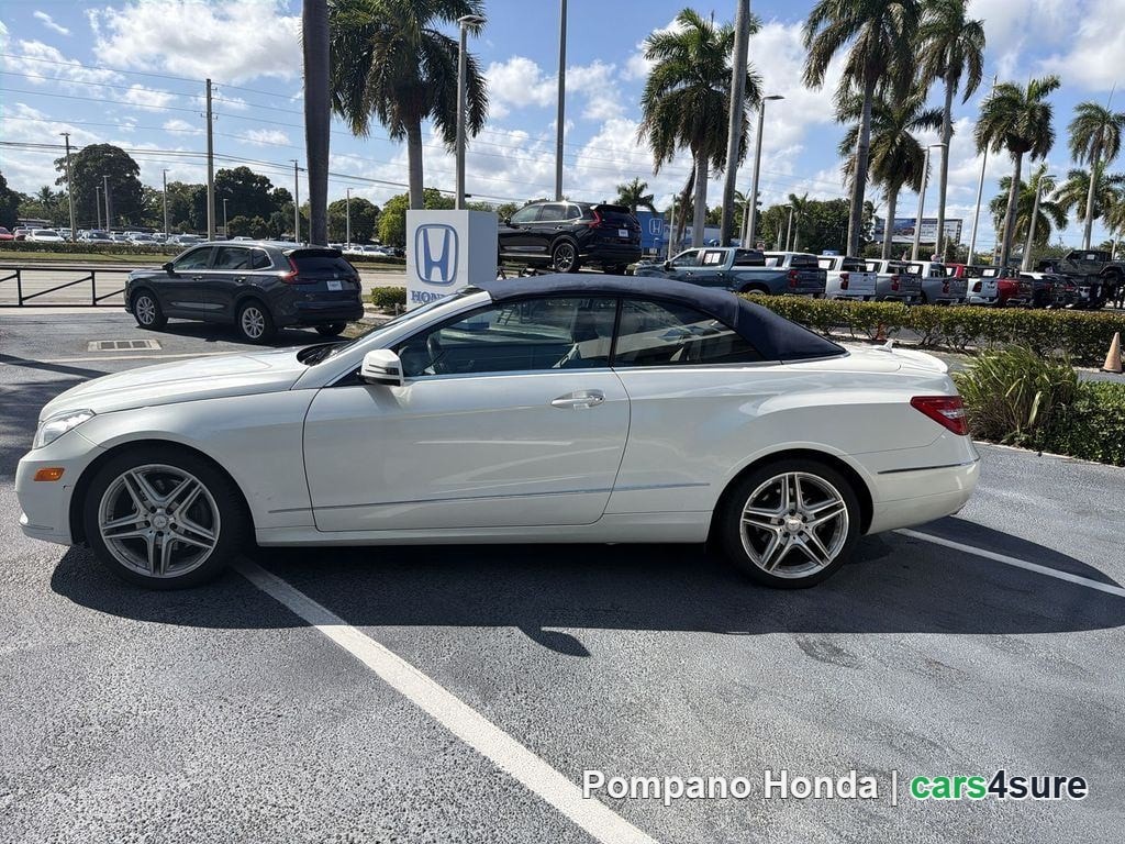 2011 MERCEDES-BENZ E-Class E350 - Photo 4