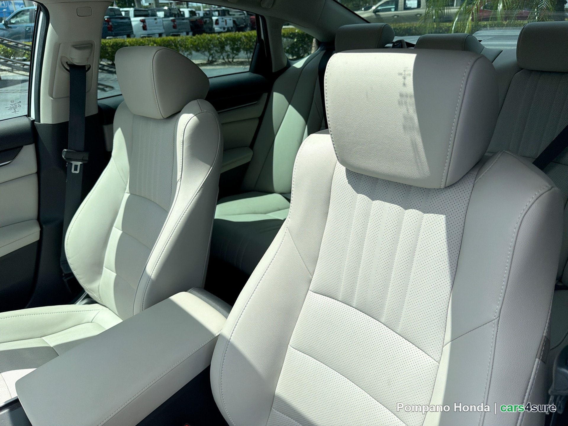 2020 HONDA Accord EX-L - Photo 3