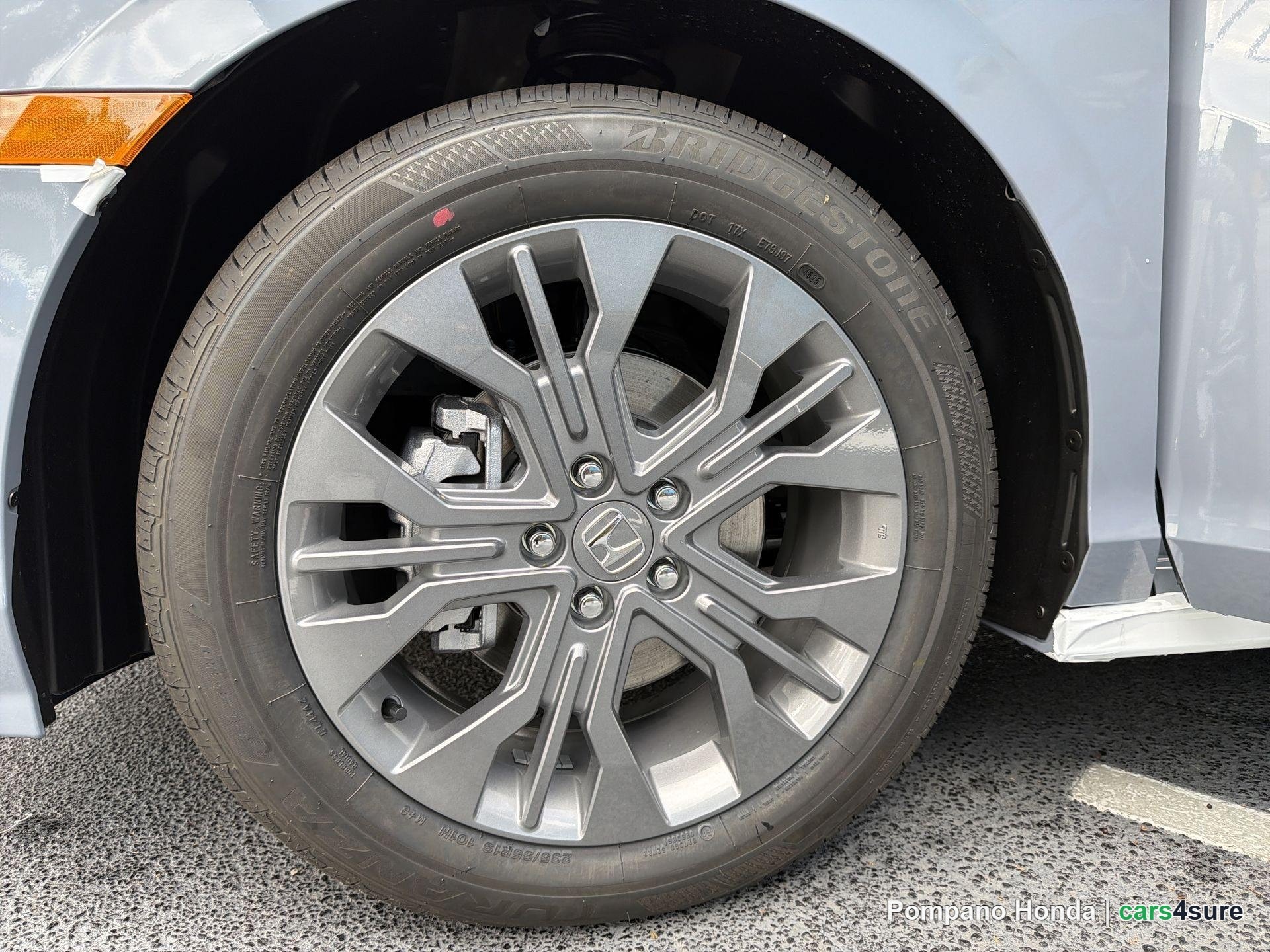 2026 HONDA Odyssey Touring - Photo 3