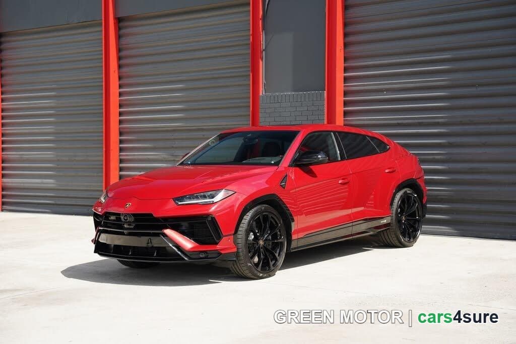 2023 LAMBORGHINI URUS