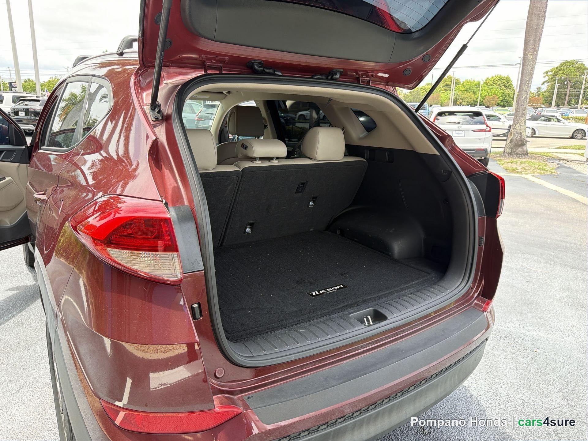 2017 HYUNDAI Tucson SE (Popular Equipment Pkg.), Eco, Sport, Limited, Night - Photo 9