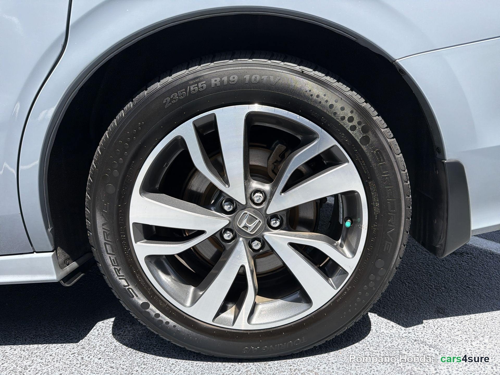 2024 HONDA Odyssey Touring - Photo 3