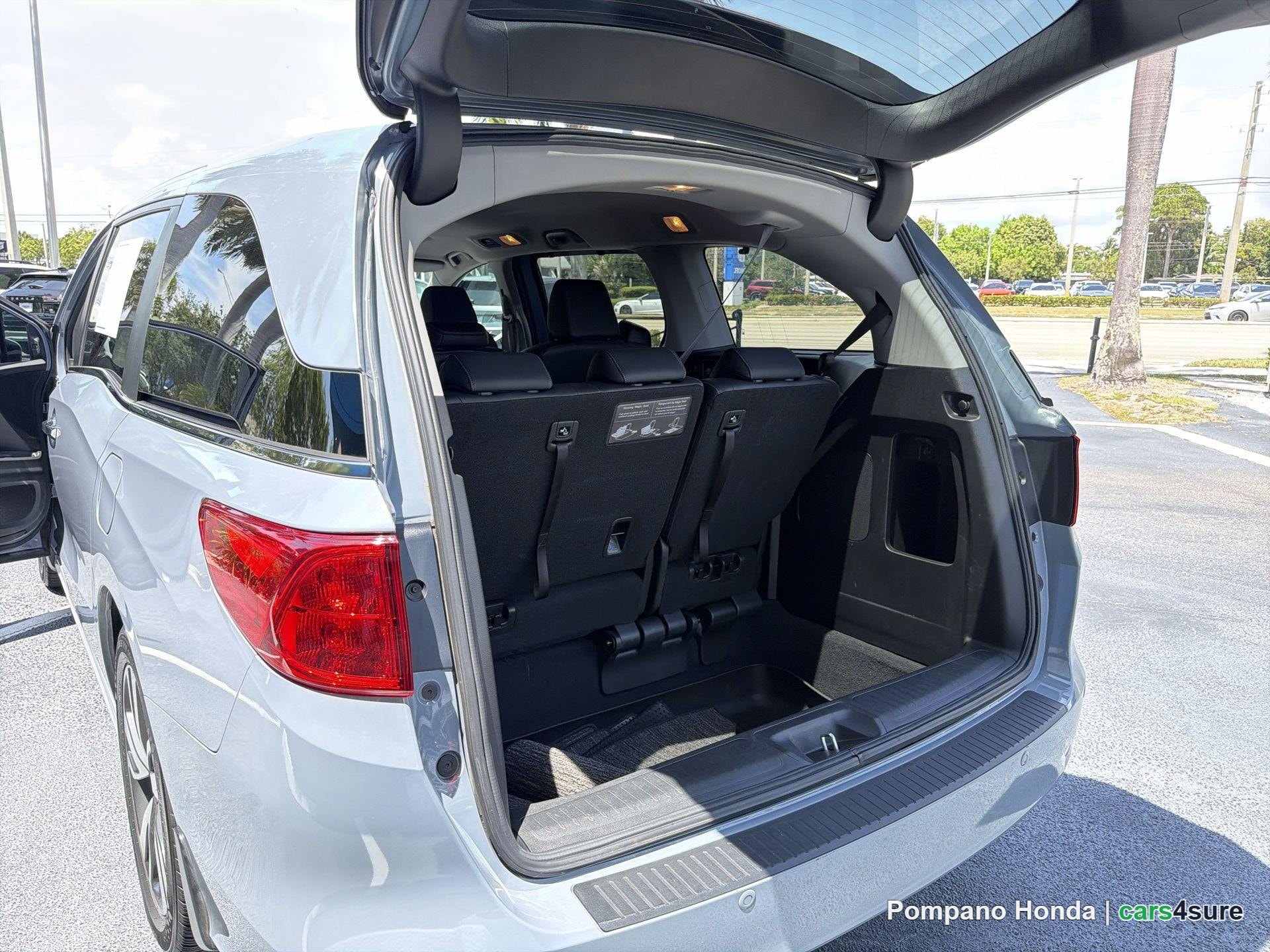 2024 HONDA Odyssey Touring - Photo 5
