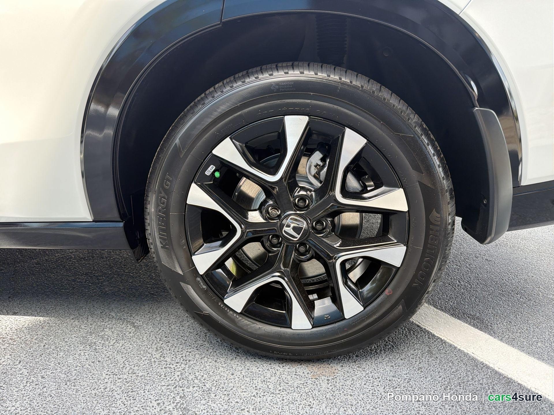 2027 HONDA HR-V EX-L - Photo 2