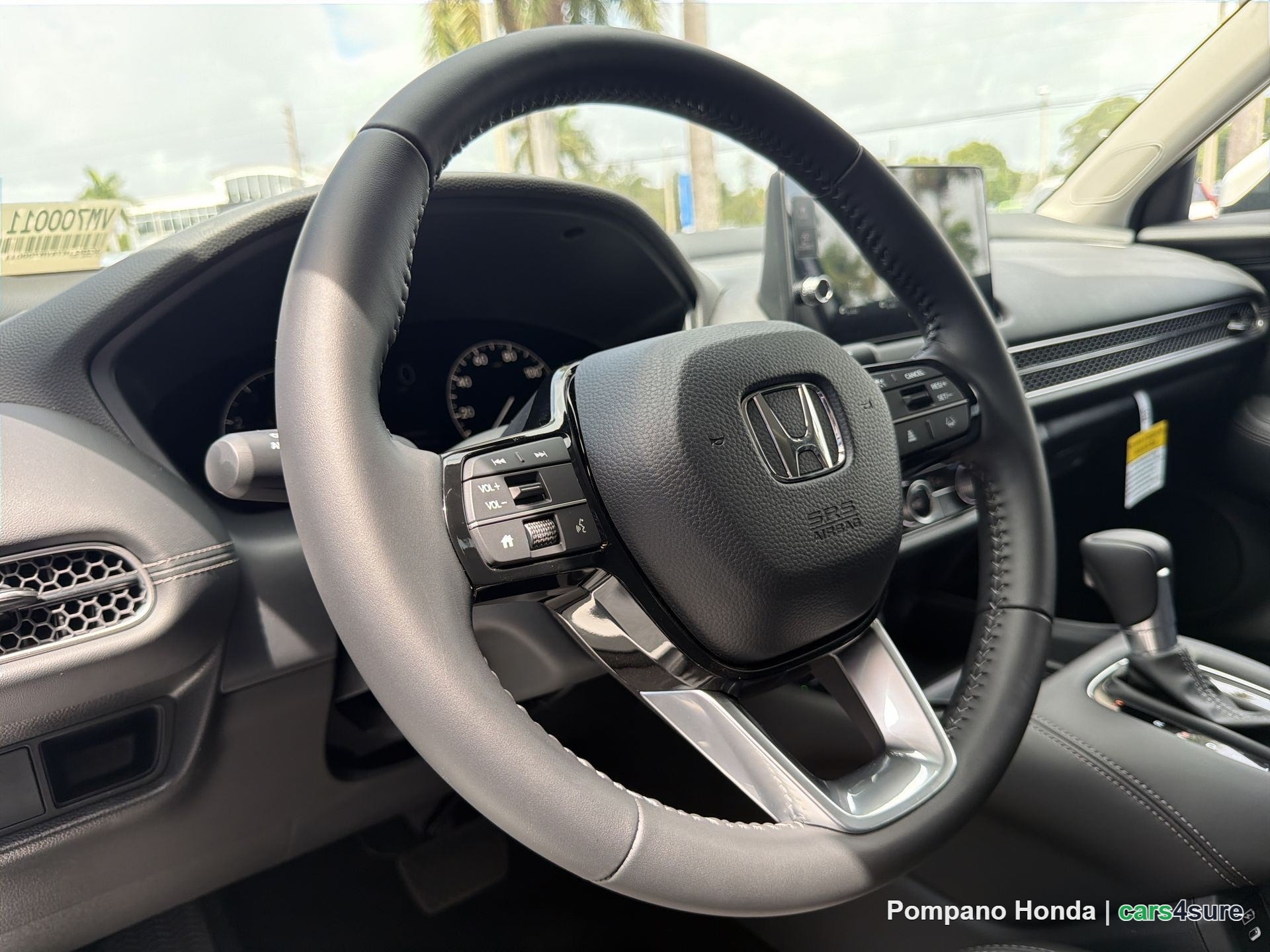 2027 HONDA HR-V EX-L - Photo 8