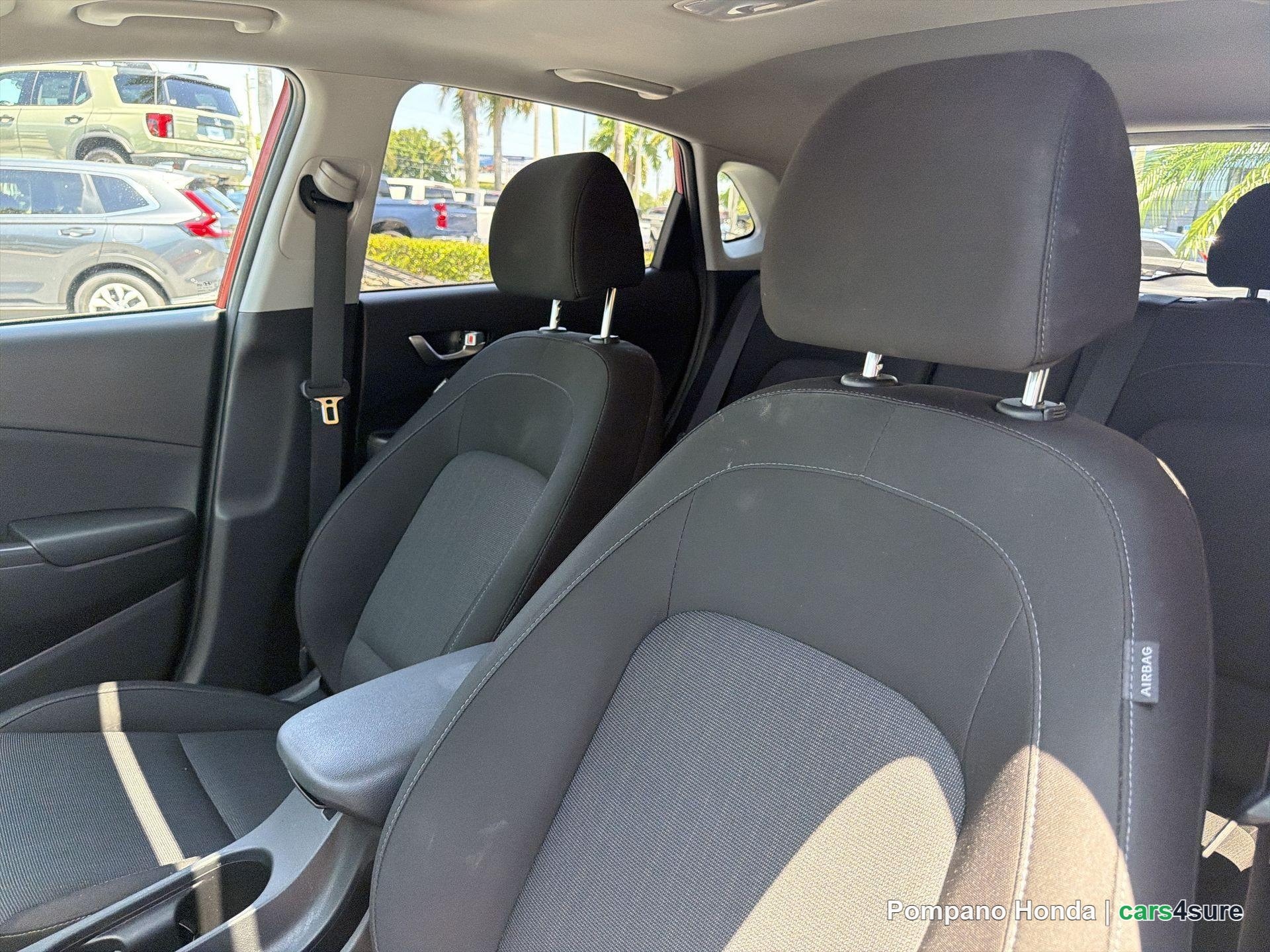 2023 HYUNDAI Kona SEL + Convenience Pkg/ N Line - Photo 9