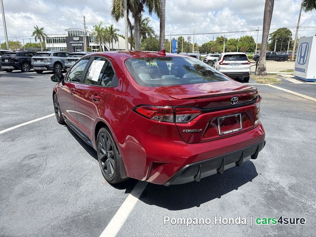 2026 TOYOTA Corolla SE - Photo 2