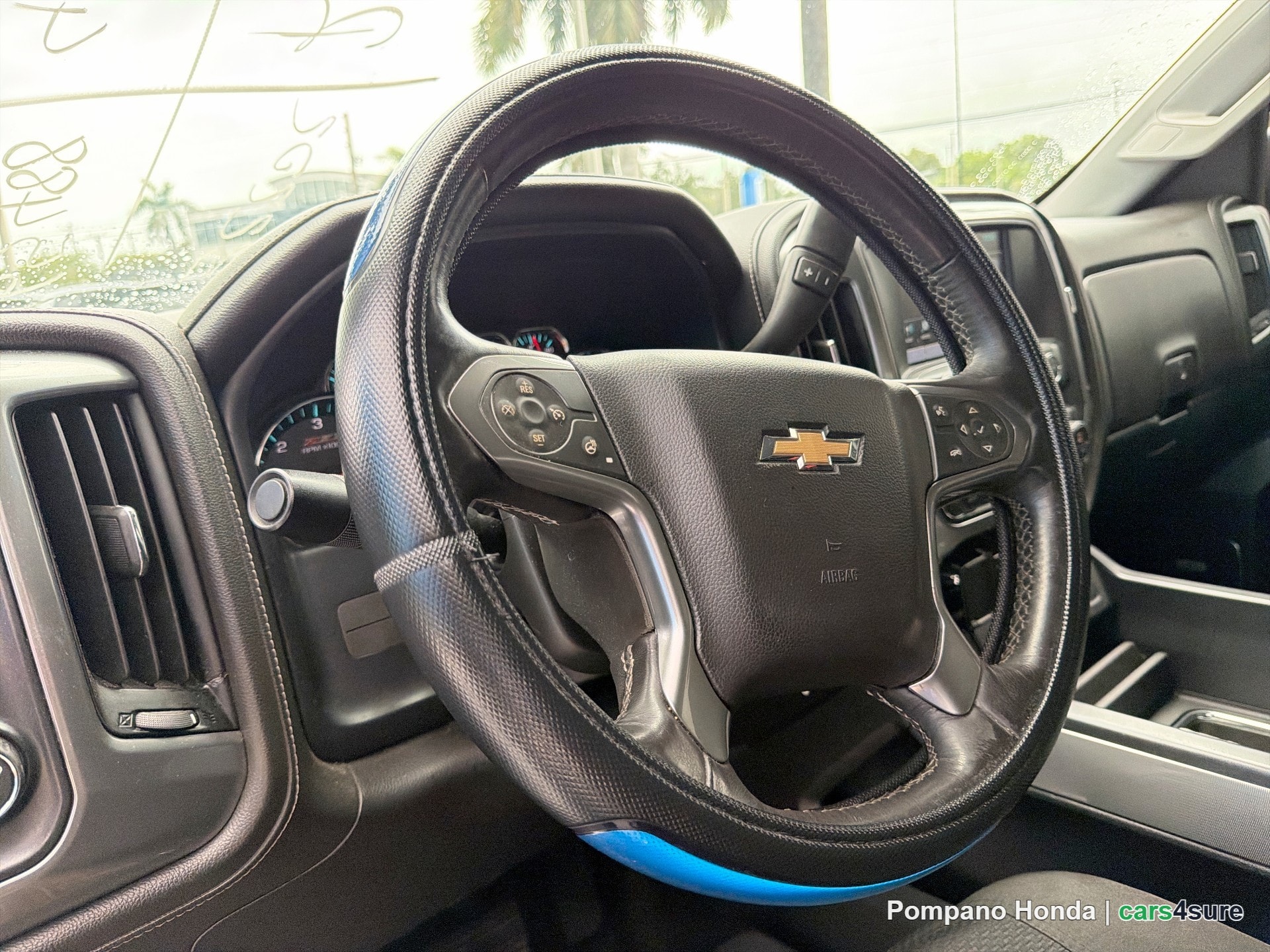 2017 CHEVROLET Silverado LTZ - Photo 7