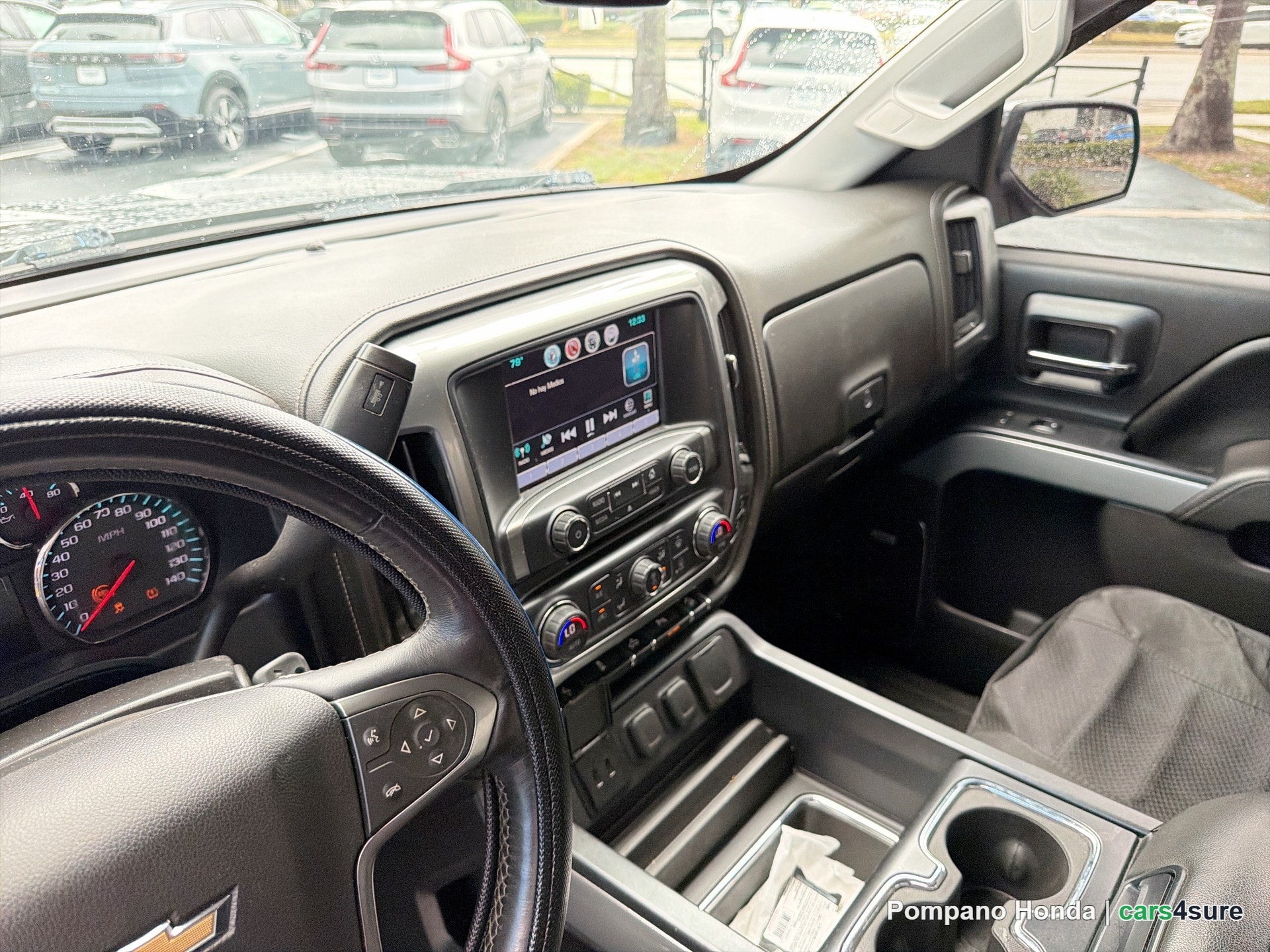 2017 CHEVROLET Silverado LTZ - Photo 9