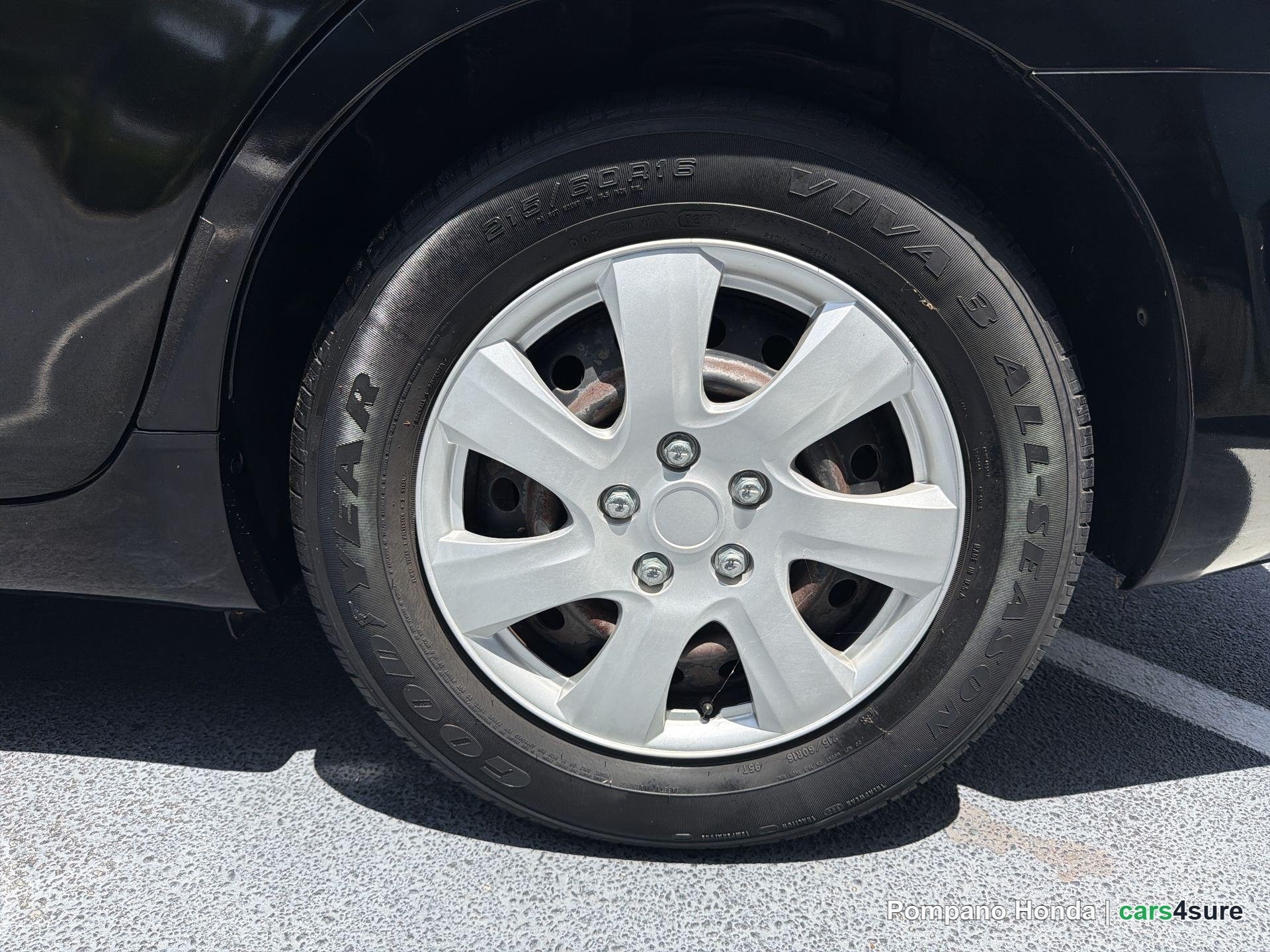 2010 TOYOTA Camry - Photo 12
