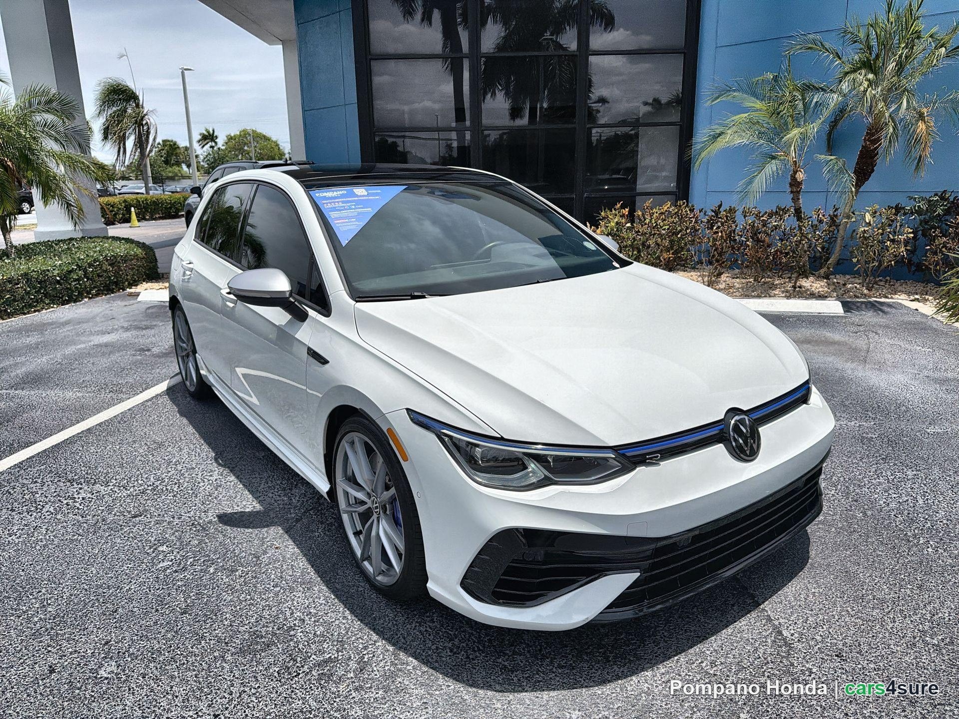 2024 VOLKSWAGEN Golf R - Photo 2