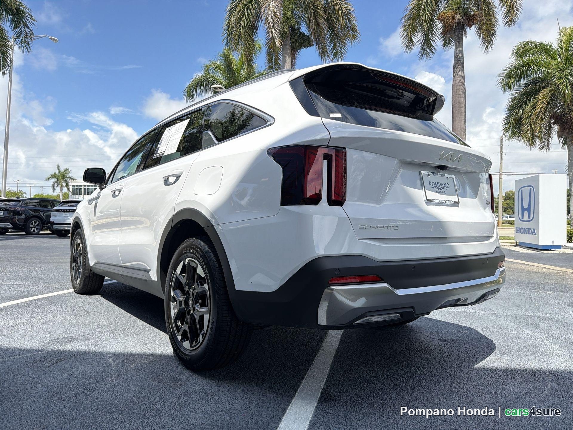 2026 KIA Sorento S - Photo 12