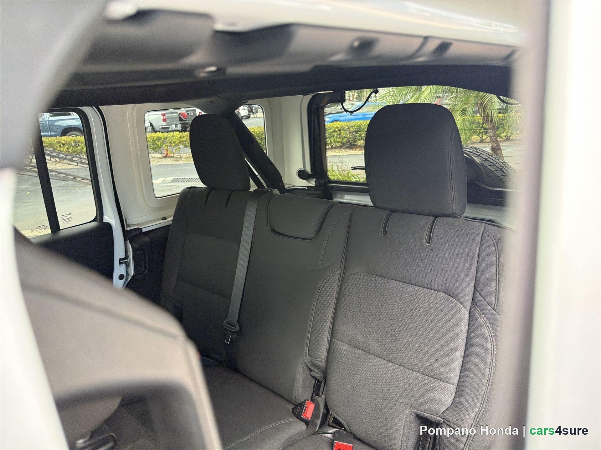 2020 JEEP Wrangler Unlimited Sahara - Photo 8