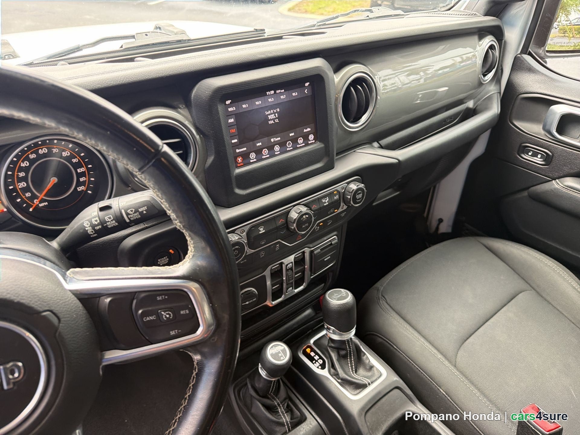 2020 JEEP Wrangler Unlimited Sahara - Photo 10