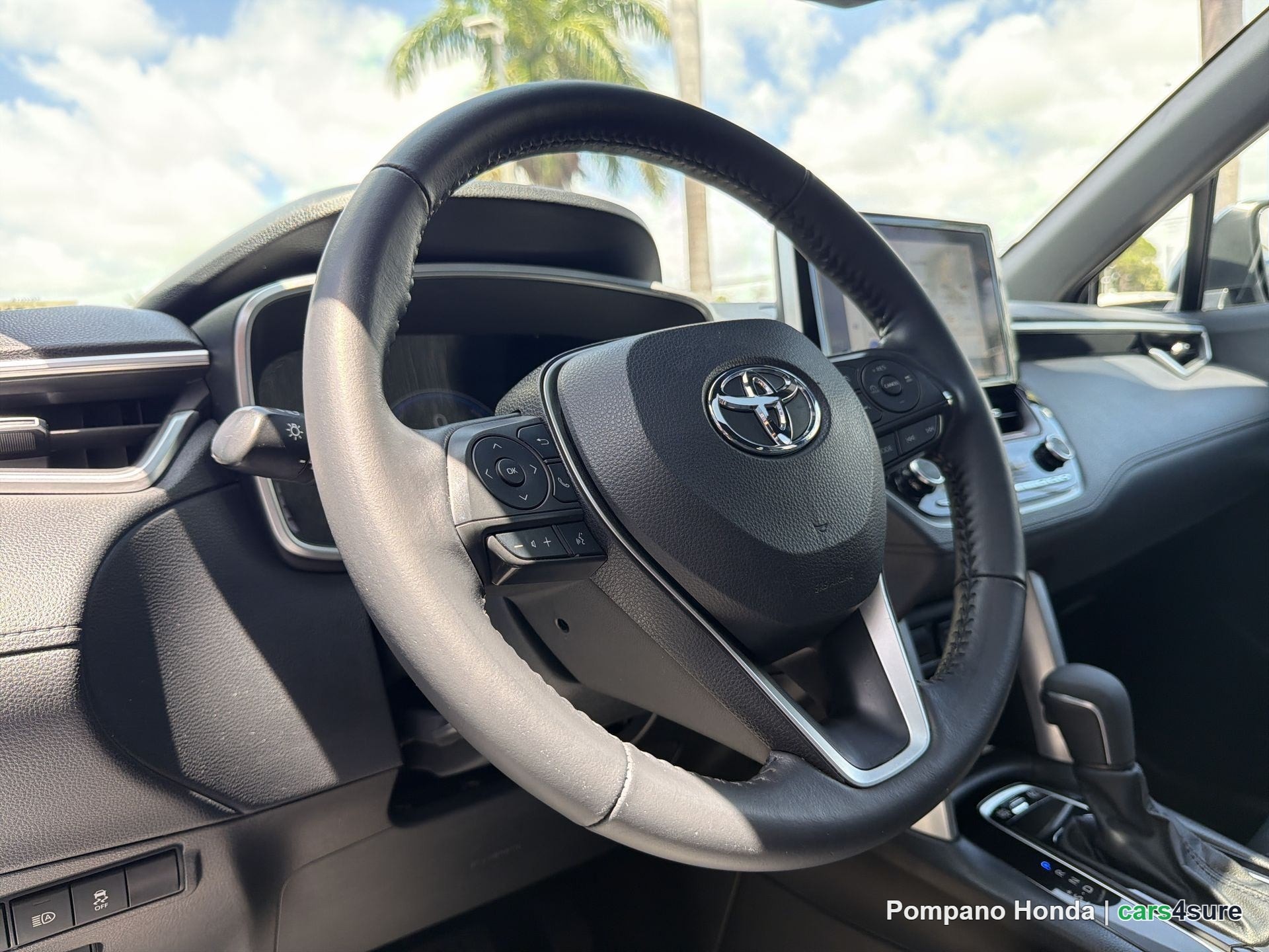 2023 TOYOTA Corolla Cross Others - Photo 4