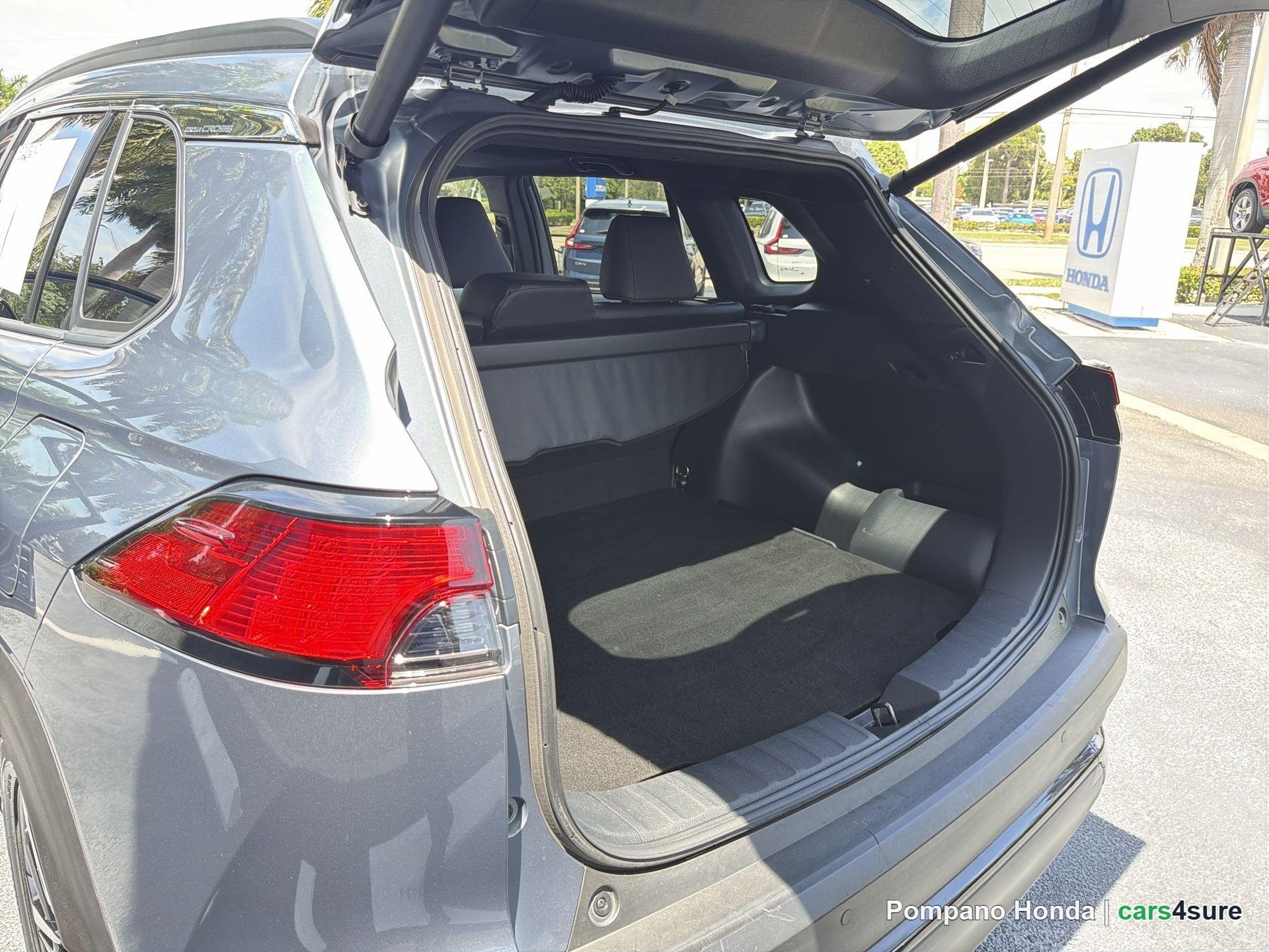 2023 TOYOTA Corolla Cross Others - Photo 6