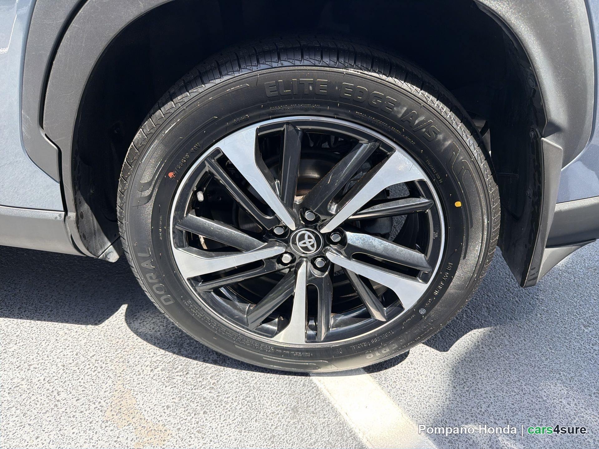 2023 TOYOTA Corolla Cross Others - Photo 7