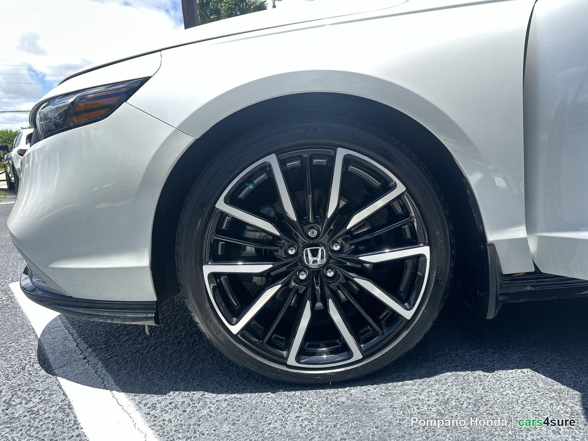 2024 HONDA Accord Touring Hybrid, Touring Hybrid w/Out BSI - Photo 4